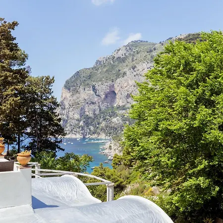 Vendégház La Perla Marina Capri