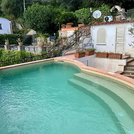 Vendégház La Perla Marina Capri