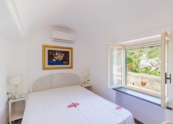 Konukevi La Perla Marina